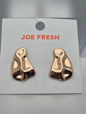 Joe Fresh Gold Tone Abstract Twist Earrings Modern Sculptural Stud Drop 1” New